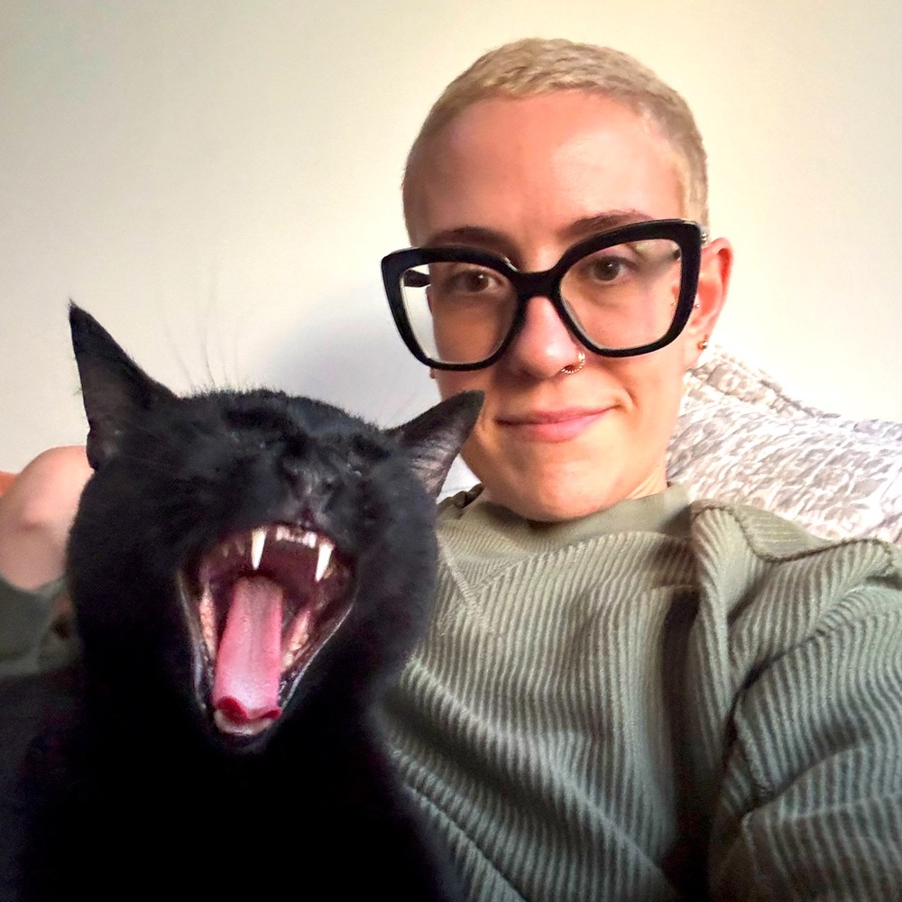 Meet your Posher, Jess